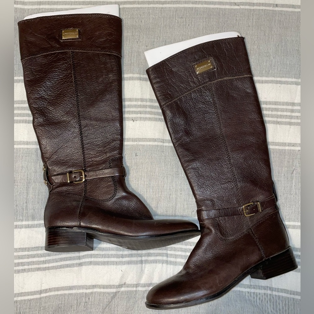 Antonio Melani Leather Boots. - Picture 1 of 9